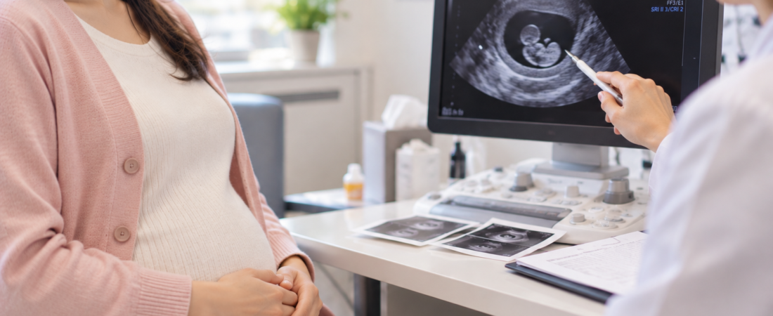 AI-generated illustration of a pregnancy ultrasound consultation